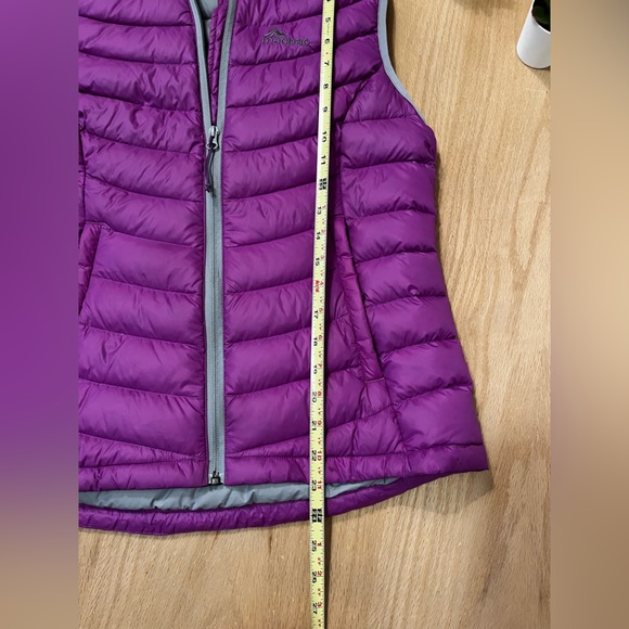 MacPac Down Puffer Vest - Picture 7 of 11